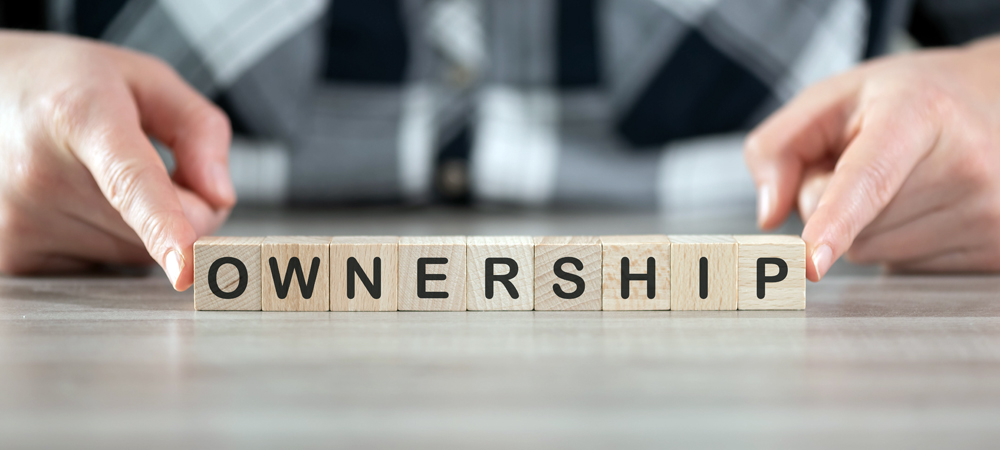Corporate Associate vs. Independent Ownership: Is Pract Ownership Right for You?