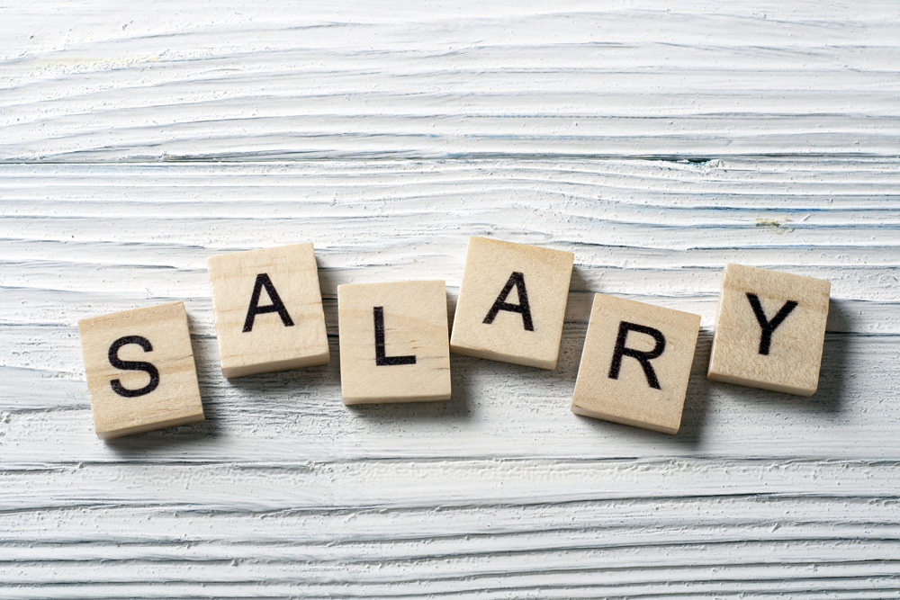 Veterinary Starting Salaries Rise in 2023, Educational Debt Holds Steady