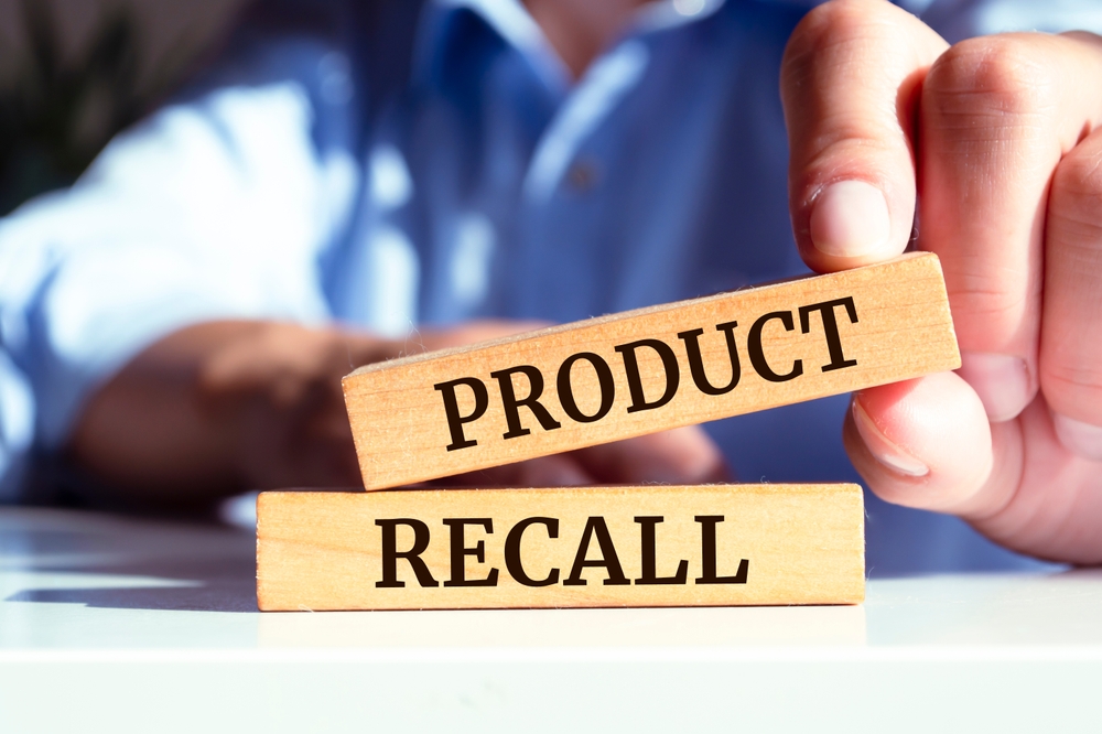 Recall Warning: Don’t Feed this Popular Mix to your Pets Due to Salmonella, Listeria Fears