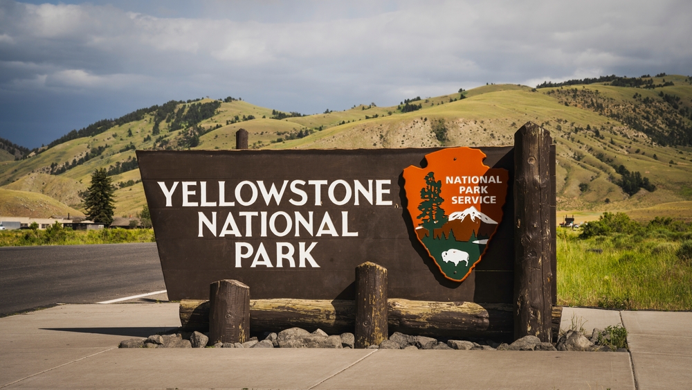 Gardiner,,Montana,Usa, ,June,26th,,2024:,Yellowstone,National,Park